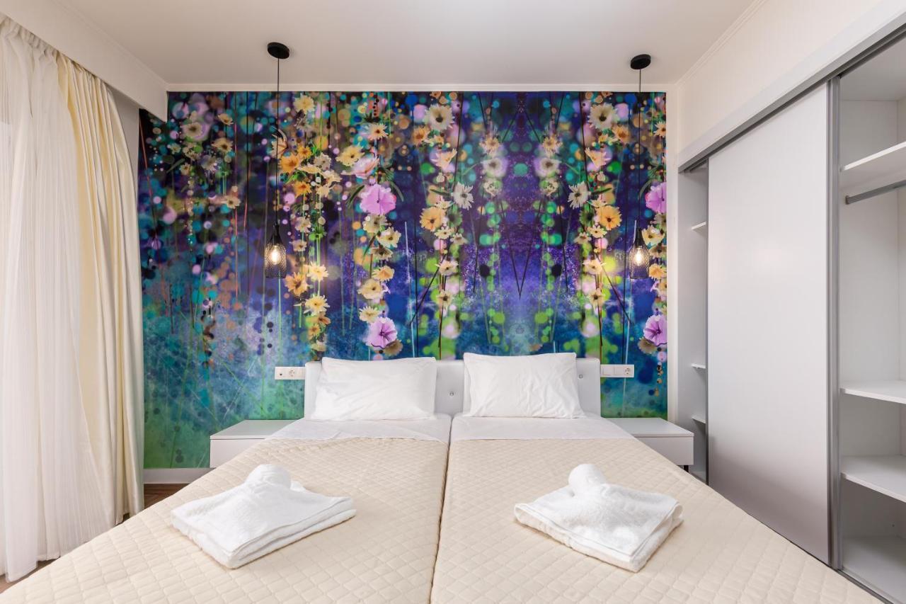 Aqua Luxury Suites By Estia Roda  Exterior photo