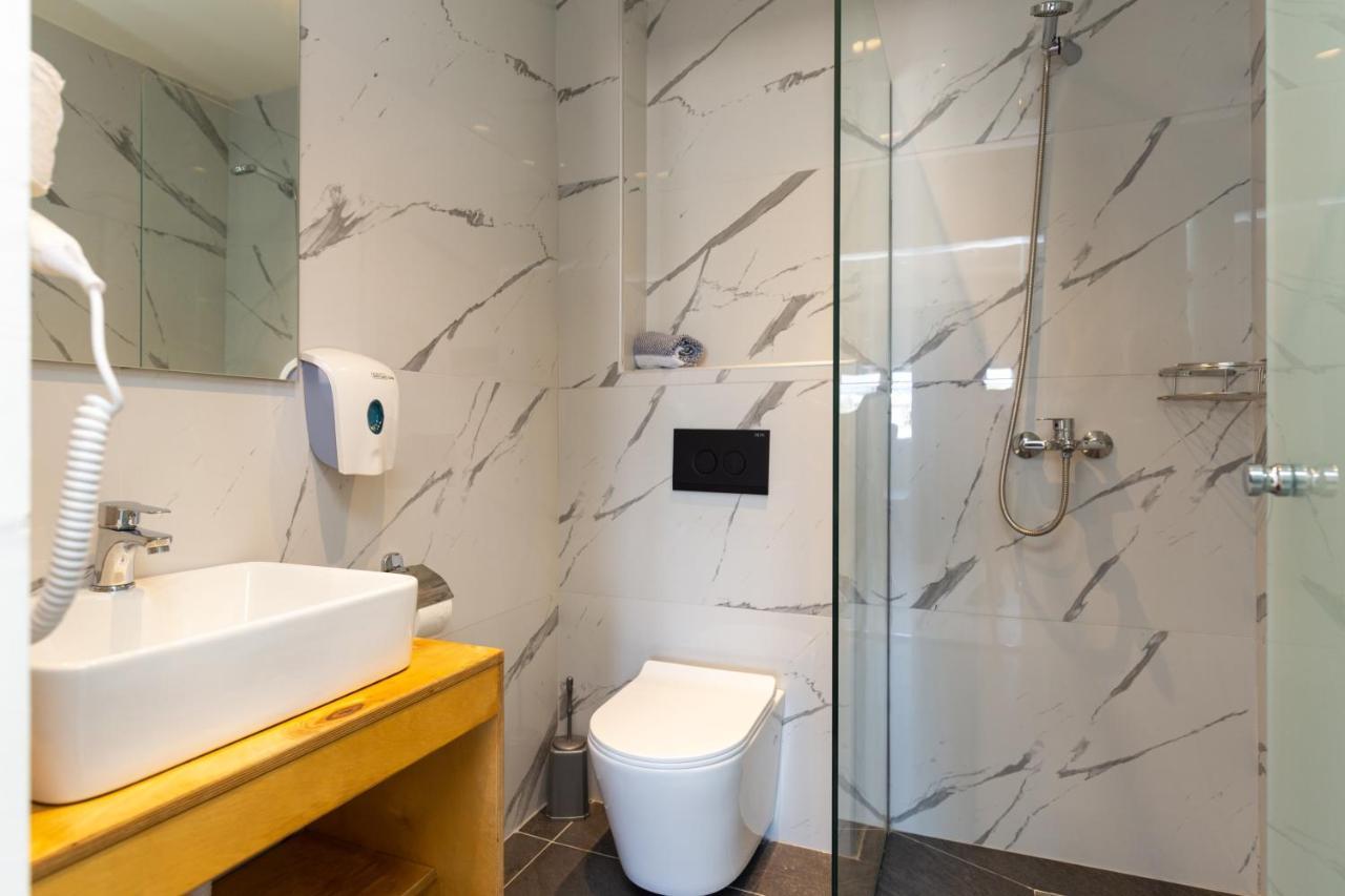 Aqua Luxury Suites By Estia Roda  Exterior photo