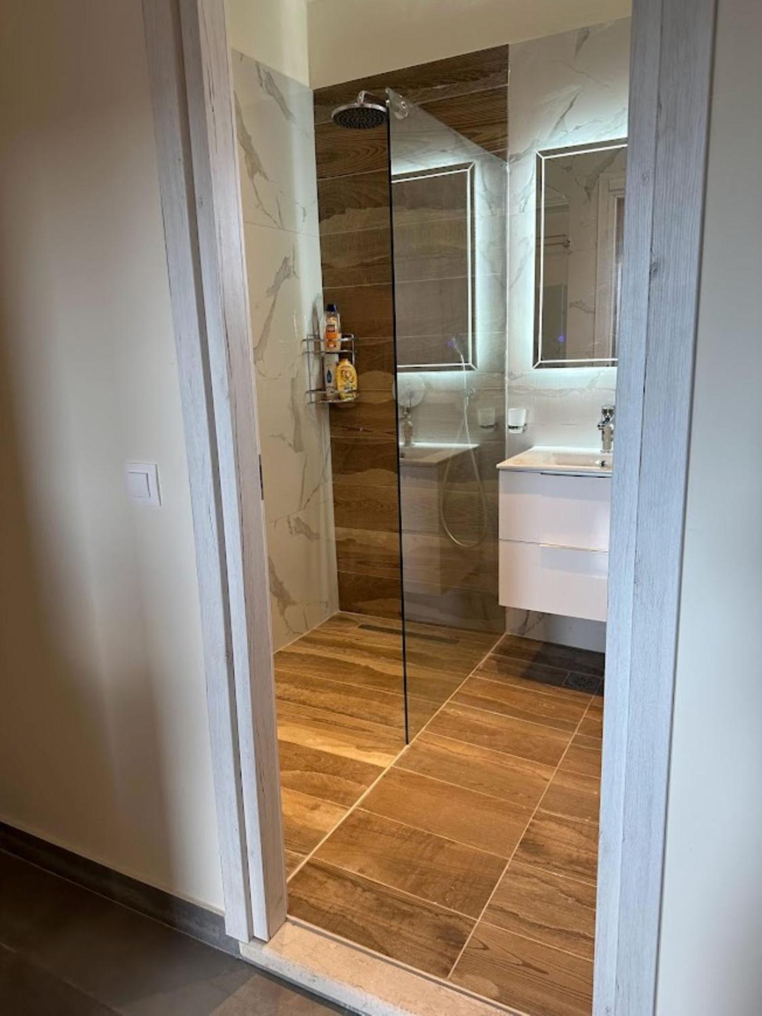 Aqua Luxury Suites By Estia Roda  Exterior photo